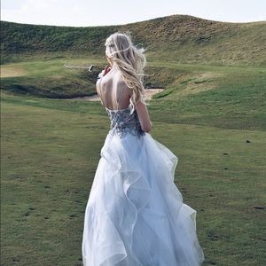 Meet your Posher, Ansley